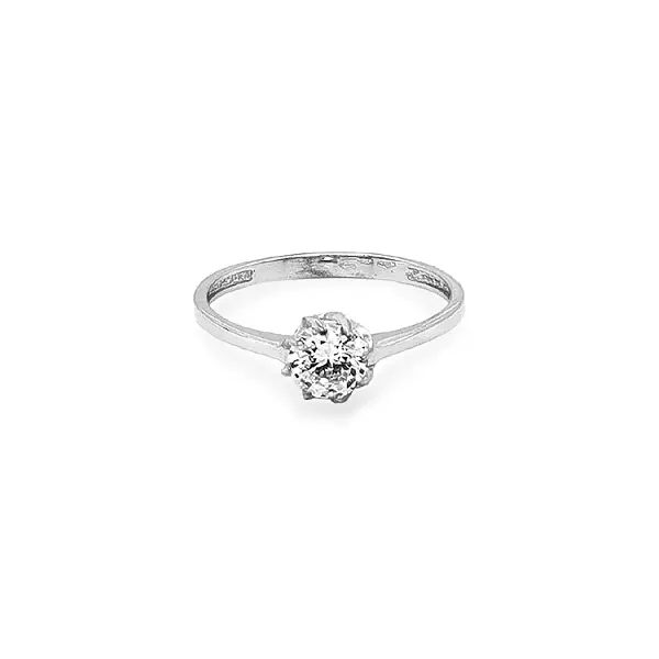 Nhẫn đính hôn bằng vàng với đá zircon