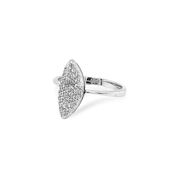 Nhẫn vàng đính đá zircon