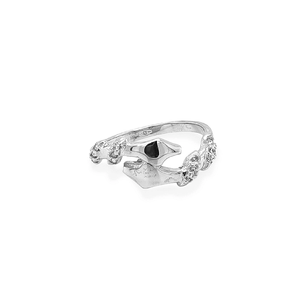 Nhẫn vàng đính đá zircon