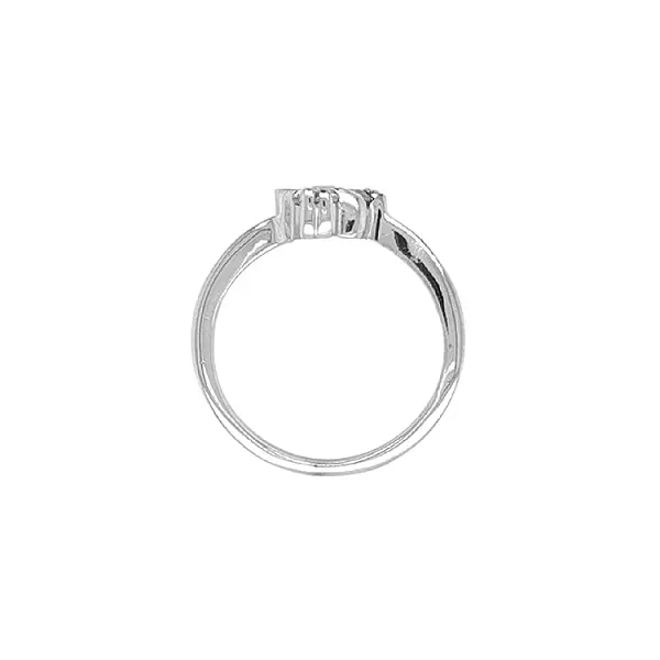 Nhẫn vàng đính đá zircon