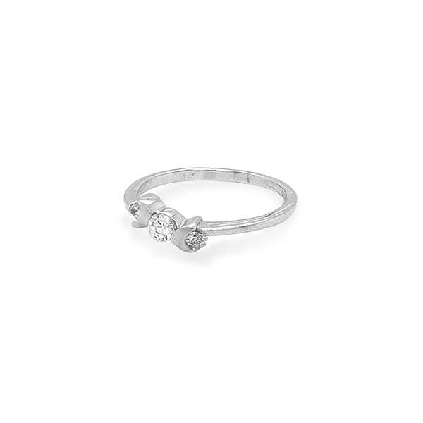 Nhẫn vàng đính đá zircon