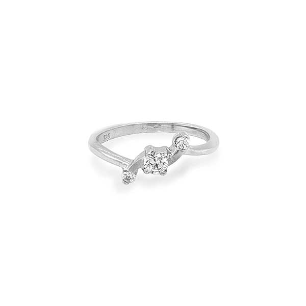 Nhẫn vàng đính đá zircon