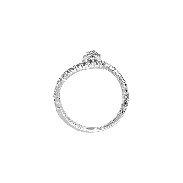 Nhẫn vàng đính đá zircon