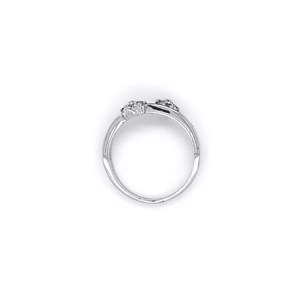 Nhẫn vàng trắng đính đá zircon trắng