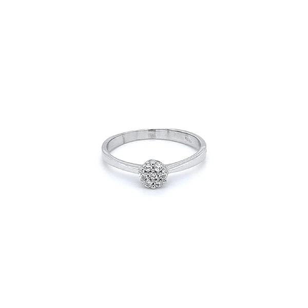 Nhẫn vàng trắng đính đá zircon trắng