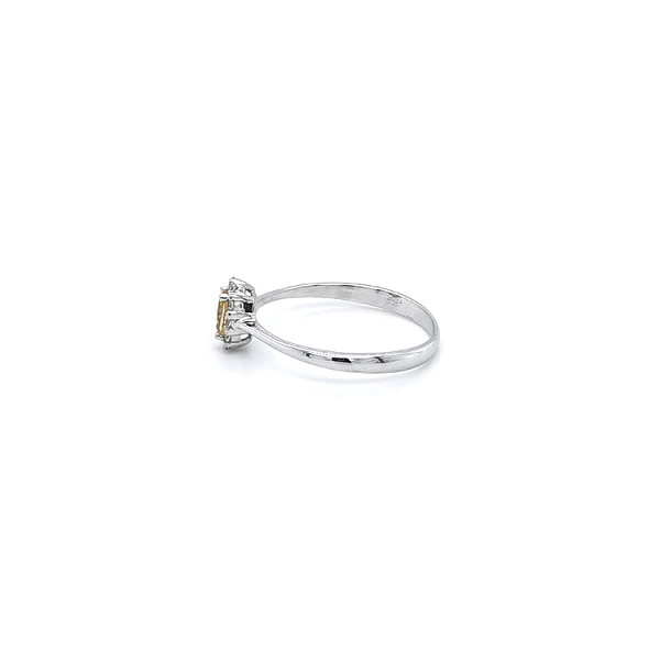 Nhẫn đính đá Citrine từ vàng trắng
