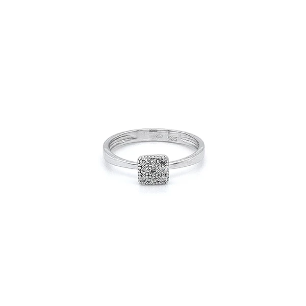 Nhẫn vàng trắng đính đá zircon trắng