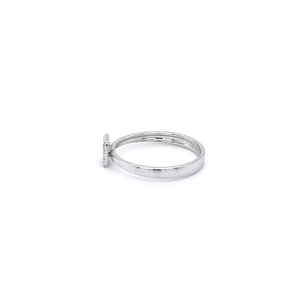 Nhẫn vàng trắng đính đá zircon trắng