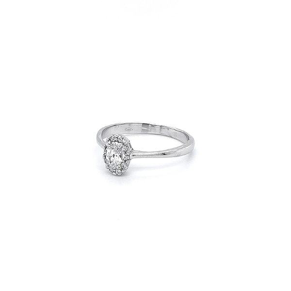 Nhẫn vàng trắng đính đá zircon trắng