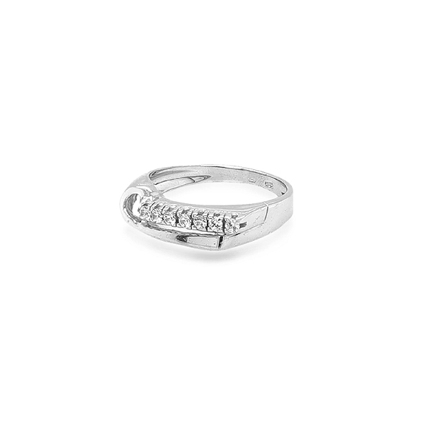 Nhẫn vàng đính đá zircon
