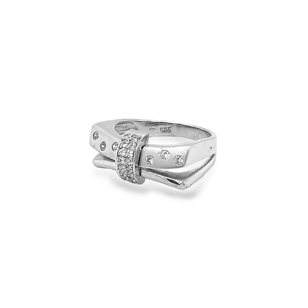 Nhẫn vàng đính đá zircon