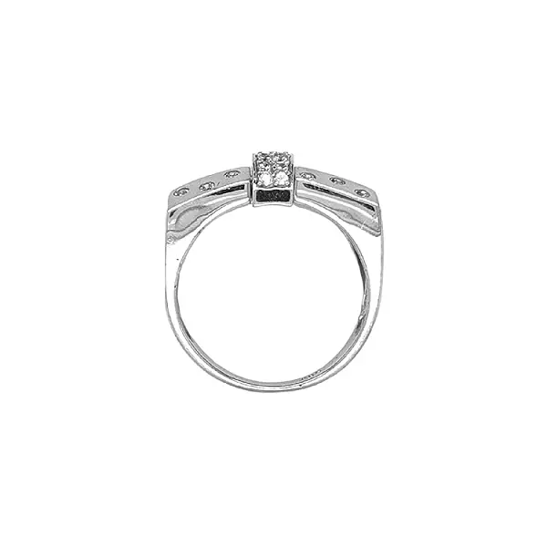 Nhẫn vàng đính đá zircon