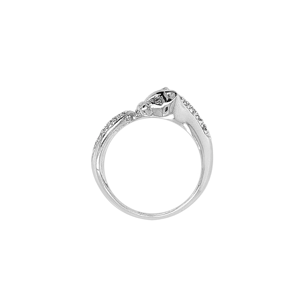 Nhẫn vàng đính đá zircon