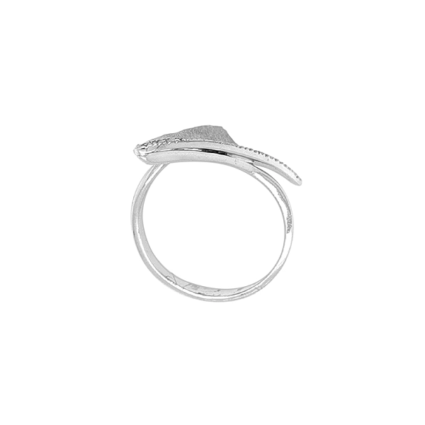 Nhẫn vàng đính đá zircon