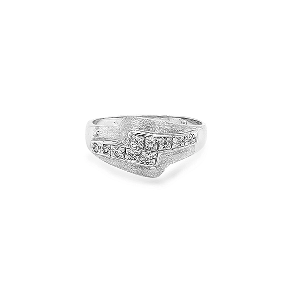 Nhẫn vàng đính đá zircon