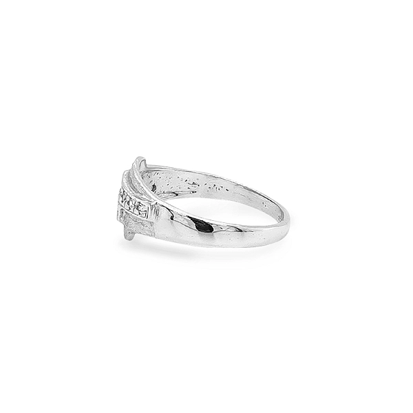 Nhẫn vàng đính đá zircon