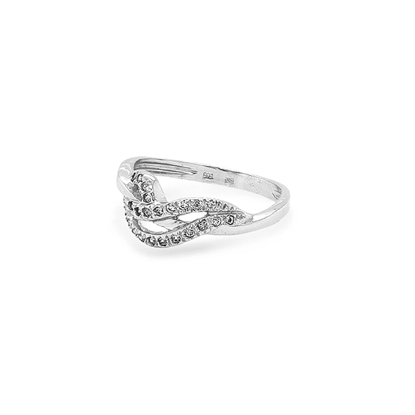 Nhẫn vàng đính đá zircon