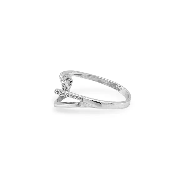 Nhẫn vàng đính đá zircon