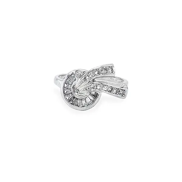 Nhẫn vàng đính đá zircon