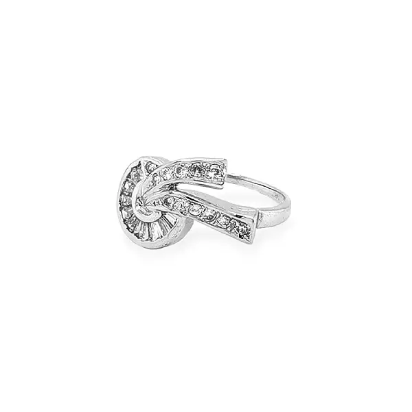 Nhẫn vàng đính đá zircon