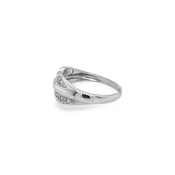 Nhẫn vàng đính đá zircon