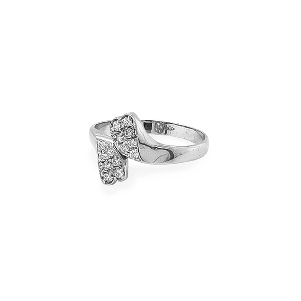 Nhẫn vàng đính đá zircon