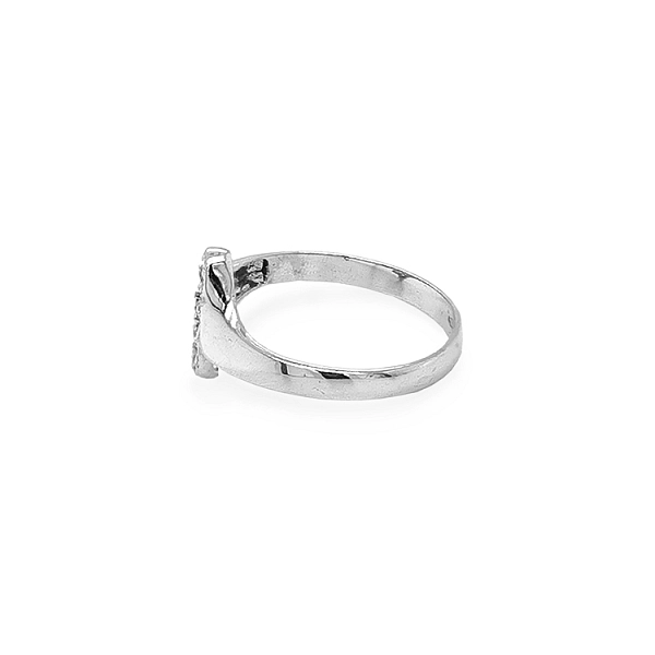 Nhẫn vàng đính đá zircon