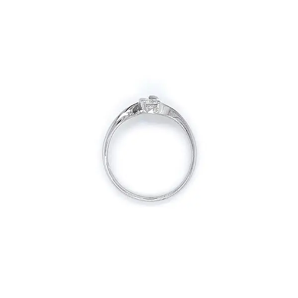 Nhẫn đính đá zircon từ vàng trắng