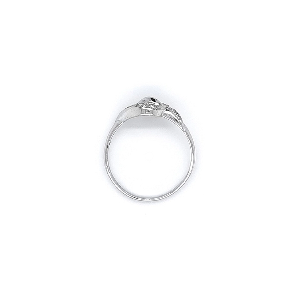 Nhẫn vàng trắng đính đá zircon trắng