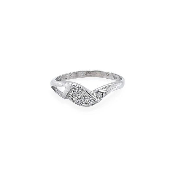 Nhẫn vàng đính đá zircon