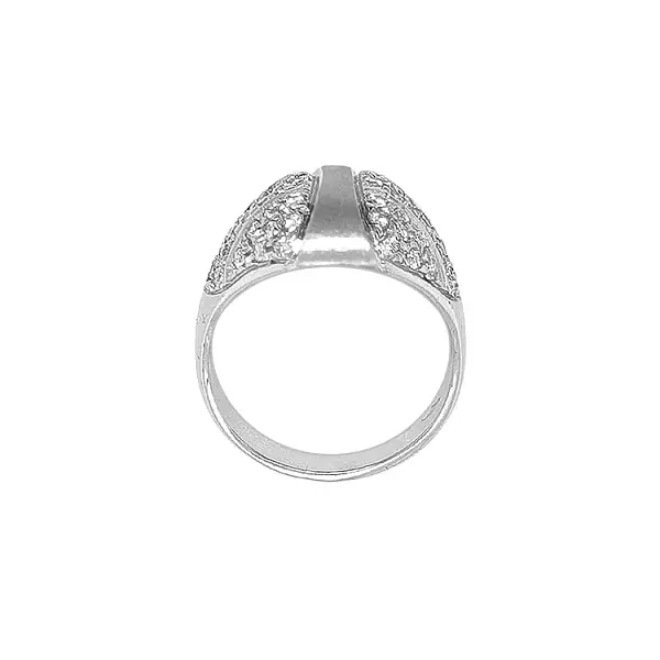 Nhẫn vàng đính đá zircon