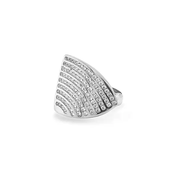 Nhẫn vàng đính đá zircon
