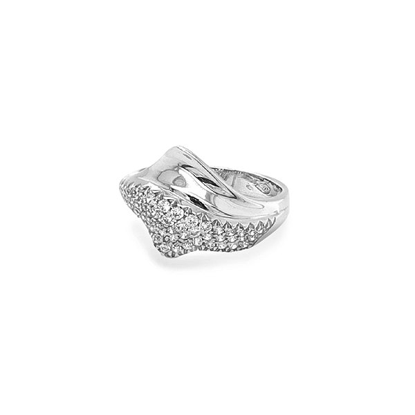 Nhẫn vàng đính đá zircon