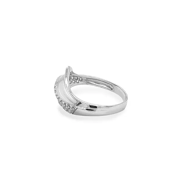 Nhẫn vàng đính đá zircon