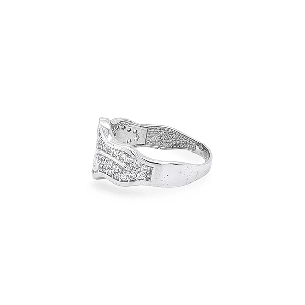 Nhẫn vàng đính đá zircon