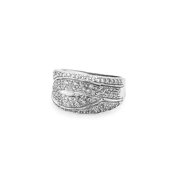 Nhẫn vàng đính đá zircon
