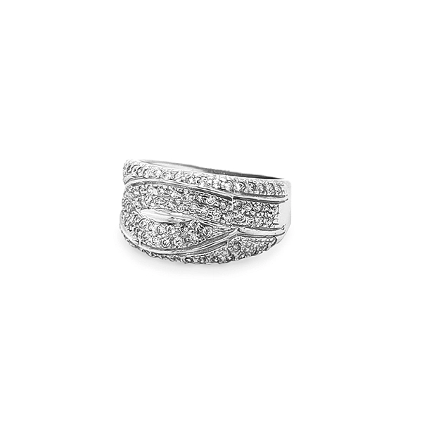 Nhẫn vàng đính đá zircon
