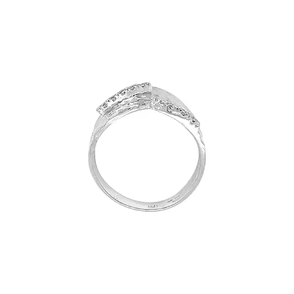 Nhẫn vàng đính đá zircon