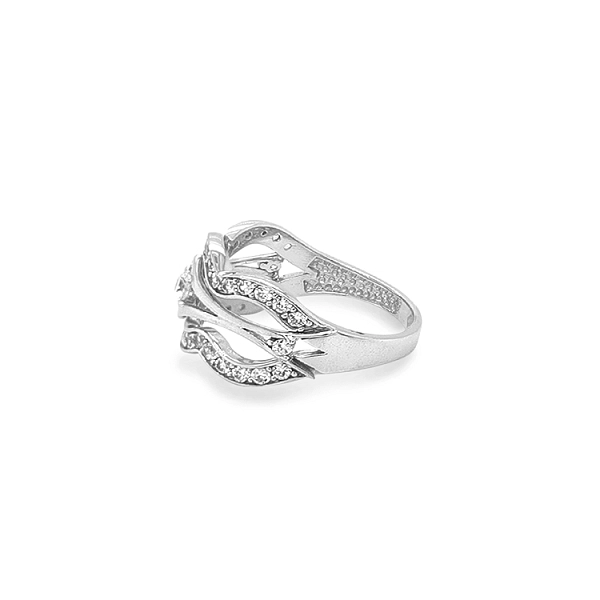 Nhẫn vàng đính đá zircon