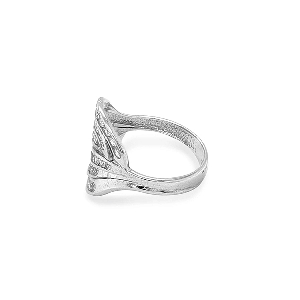 Nhẫn vàng đính đá zircon