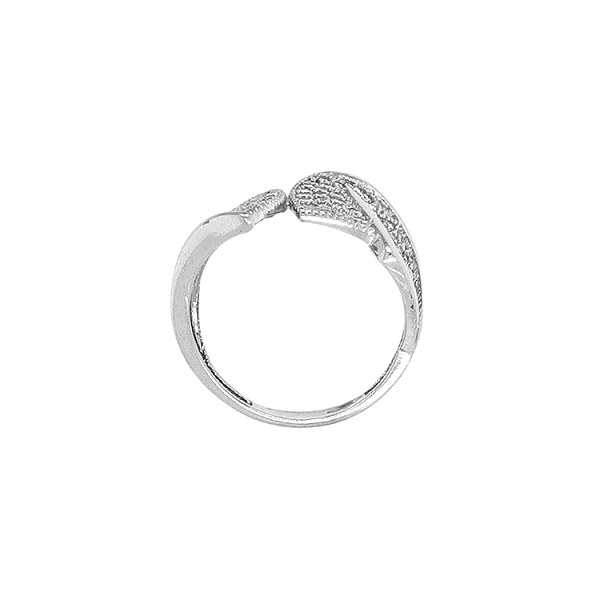 Nhẫn vàng đính đá zircon