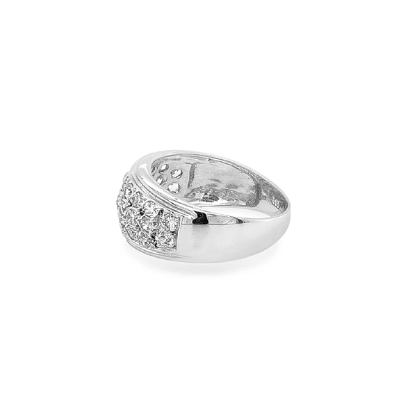 Nhẫn vàng đính đá zircon