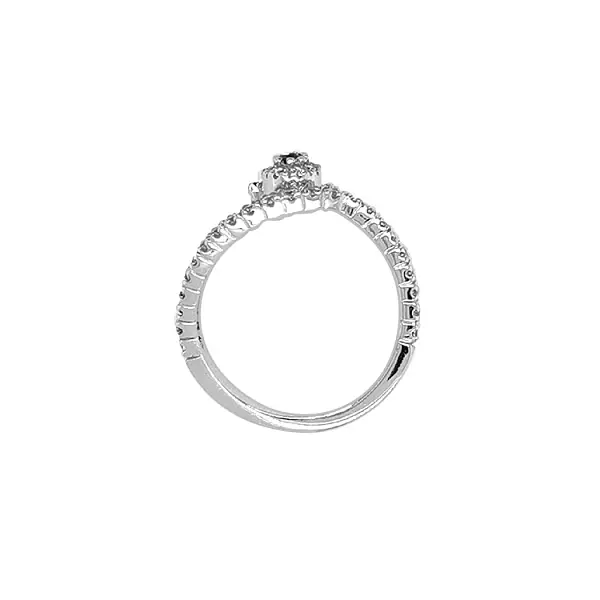 Nhẫn vàng đính đá zircon màu