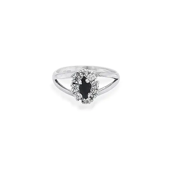 Nhẫn vàng đính đá zircon