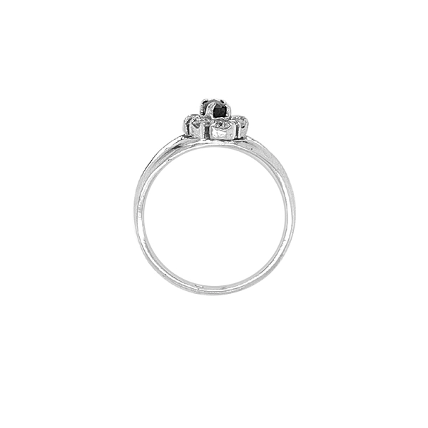 Nhẫn vàng đính đá zircon
