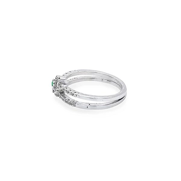 Nhẫn vàng đính đá zircon