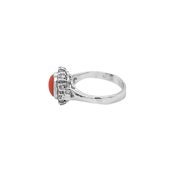 Nhẫn vàng đính san hô và zircon