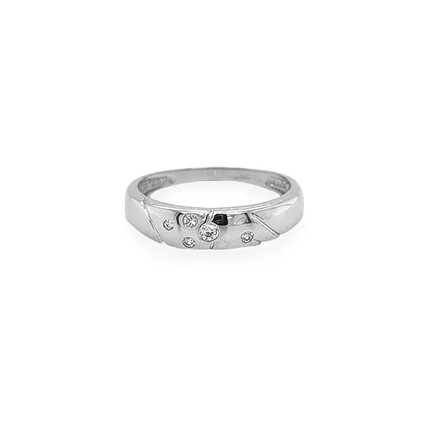 Nhẫn vàng đính đá zircon