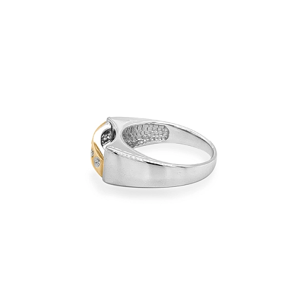 Nhẫn vàng đính đá zircon