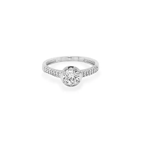 Nhẫn đính hôn bằng vàng với đá zircon